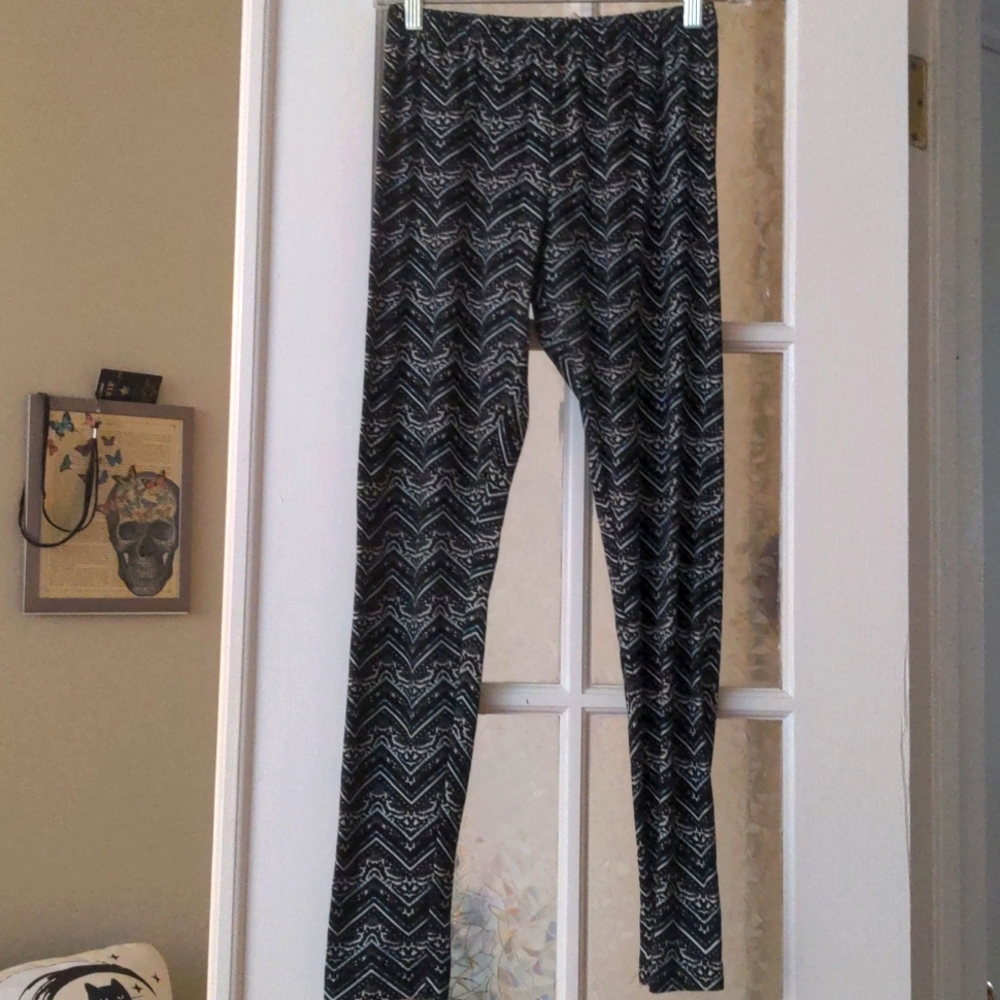 Blue and black soft leggings
